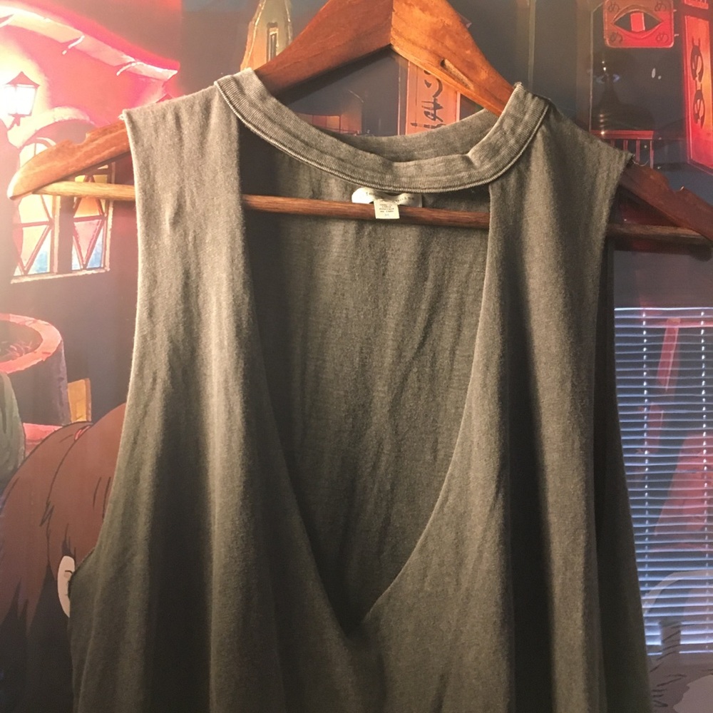 Silence + Noise distressed Shirt
